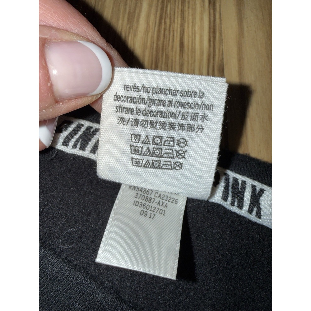 Victoria's Secret PINK Women's Sz M Medium Crewneck Sweatshirt Black White - Picture 3 of 4